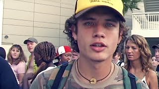 Michael Ketterer sings while waiting in line to audition for American Idol in Orlando in 2004!