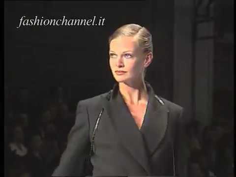 "Christian Dior" Autumn Winter 1994 1995 Paris 6 of 8 pret a porter woman by FashionChannel