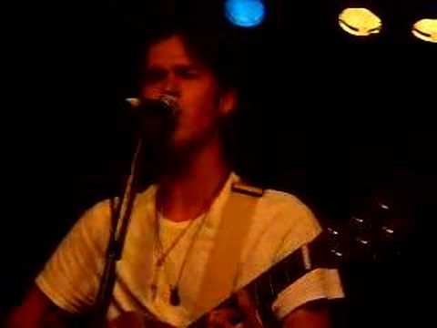 Justin Nozuka @ The Vinyl in Atl 6.5.08 (Falling Face First)