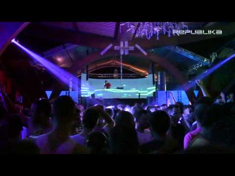 REPUBLIKA WEEKEND - 3 ANOS