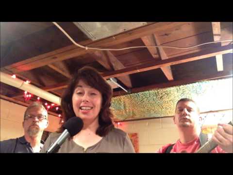 Sing for Wishes 2016 - Janet Glavin with members of Goodnight Gracie