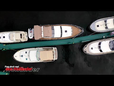 Casting off from the dock - The best trick from a boating pro! Also for houseboats. No bow or ste...