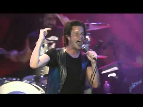 THE KILLERS - READ MY MIND AND RUNAWAYS (Life is Beautiful Festival)