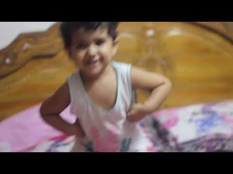 Unaiza funny dance