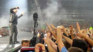 "Return Of The Stingray Guitar" (Live) - U2 - Moscow, Russia - August 25, 2010