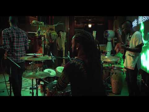 Dayo Bejide Organic Music Movement Live - Dance of Jab Molassie