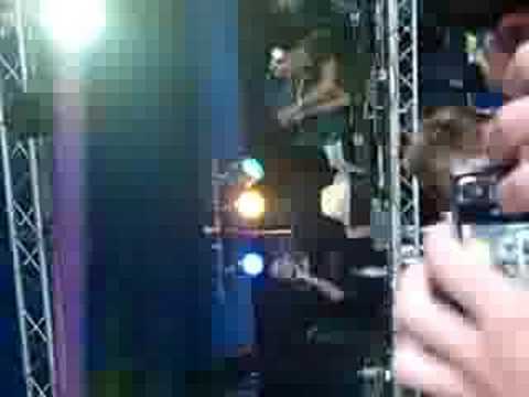 beardy man breaks a world record