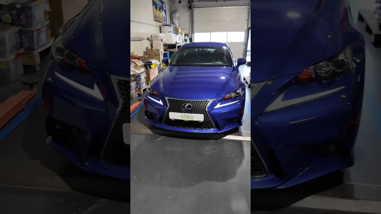 Pornire motor din cheie Lexus IS300h