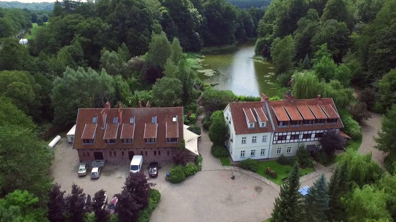 hotel *** - Klekotki Conference & SPA - wideo