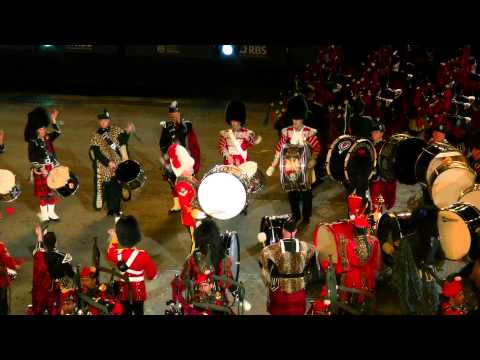 (03) The Royal Edinburgh Military Tattoo 2011  The Massed Pipes and Drums