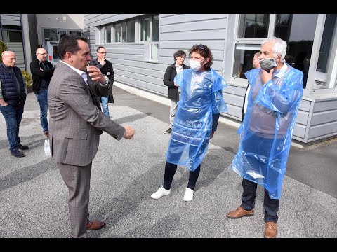 Des surblouses chez IPS à Bas-en-Basset