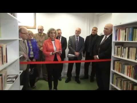 AUA Honors Richard Hovannisian for Donation of His Book Collection to AGBU Papazian Library