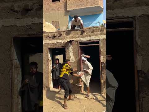 ال عملتو ف الجيران خليتهم يضربون بعض