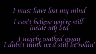 Fluorescent (lyrics) - Gwen Stefani