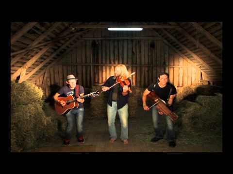 Bjärv plays Muckar du