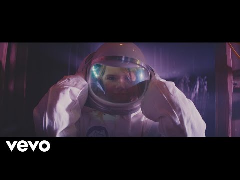 Astronaut - Transviolet