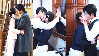 Tổng tài độc thân 30 năm, từ chối tất cả tiểu thư giàu có, nhưng yêu cô bạn 19 tuổi của cháu gái.