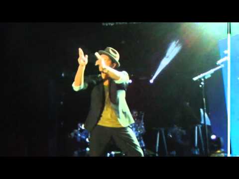 Bruno blowing "gun kisses" in Frankfurt 16 October 2011