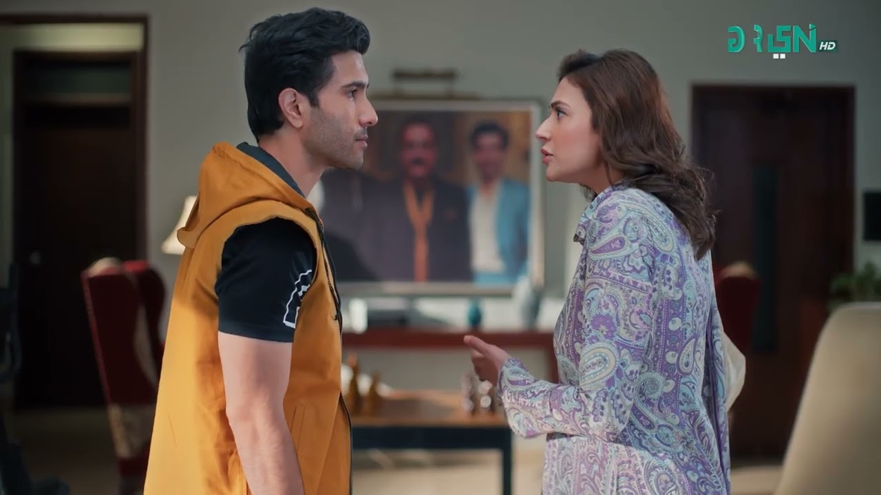 Main Zameen Tu Aasmaan Episode 19 ( Best Moment 01 ) Feroze Khan - Hiba Bukhari - Green TV