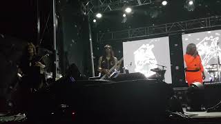 Blondie live 2018 - I Feel Love / Heart of Glass MASS MoCA