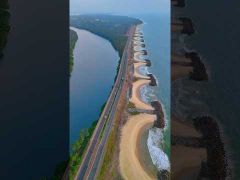 📍Maravanthe Beach, Udupi, Karnataka