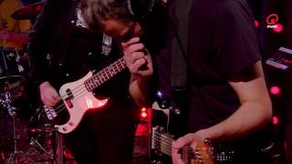 The BSMNT: Gruppo Di Pawlowski - Honest All Night (Live bij Q)