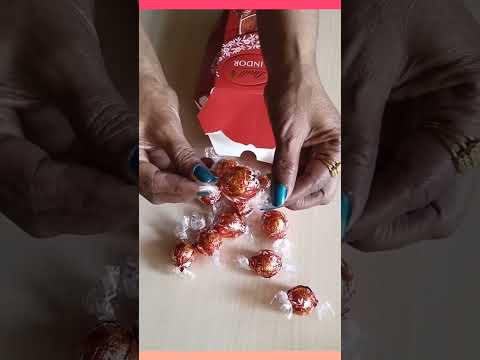 Smooth Melt In Mouth Chocolate | #shorts | Lindt Lindor Fine chocolates