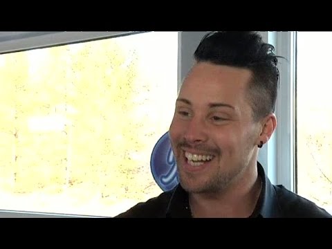 Vad är det som får Björn att skratta? - Idol Sverige (TV4)