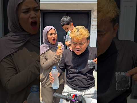 MINUM TUMPAH DIMOTOR