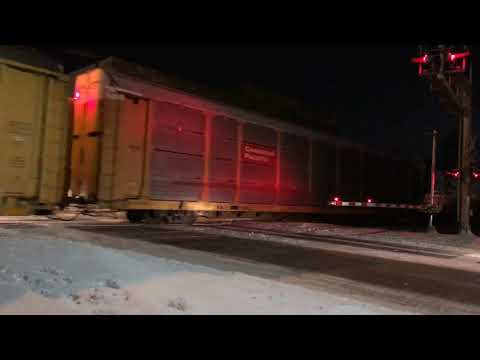 CN M391 or M371 with a SD70I leading Pontiac MI 1/29/19