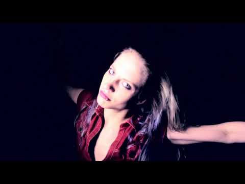 Cynthia Nickschas & Friends - Egoschwein (offizielles Musikvideo)