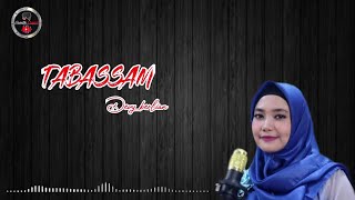 Download lagu Tabassam Lirik Arab dan Artinya Voc. Devy Berlian mp3