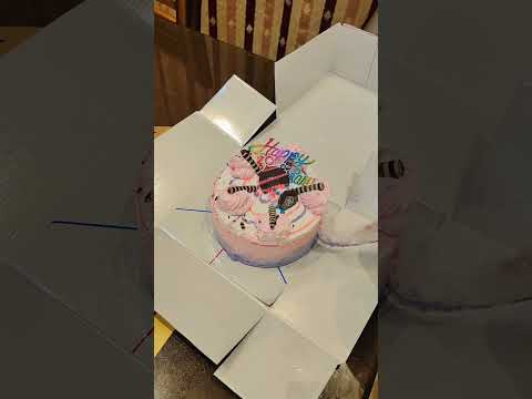 #myfavourite icecream cake 🍰🍰