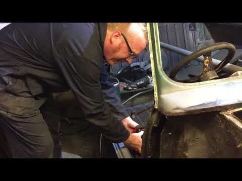 1964 Mk1 Mini Restoration S2 Ep35 - Rear Pocket