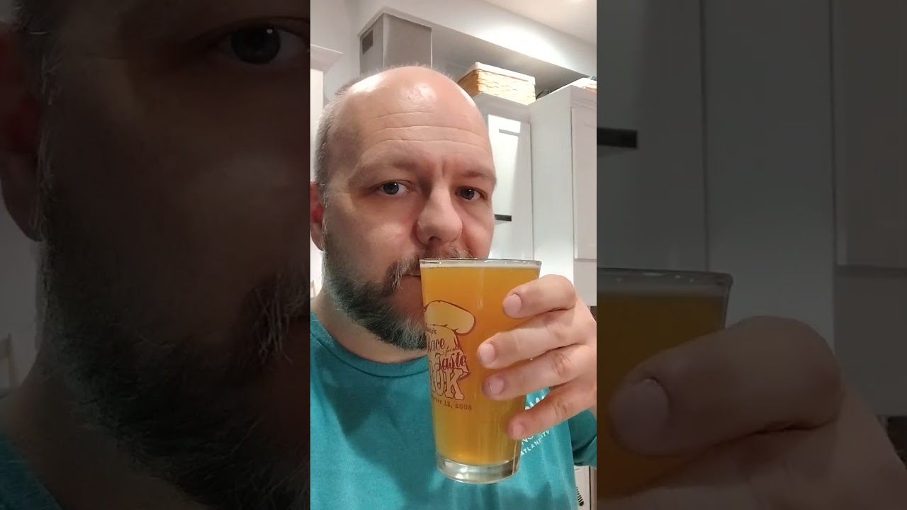 Wobbly Pops: Bloom Goes the Dynamite Hazy IPA by Solace Brewing! #craftbeerreview #craftbeer #beer