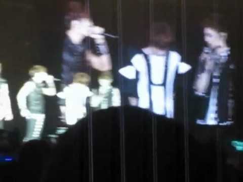 2012.09.22 SMTOWNJKT - Happy birthday, Key!