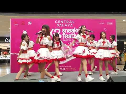 The Glass Girls (Trainee) : We Are The Glass Girls @ X2 Sneacker Festival - Central Salaya【4K 60FPS】