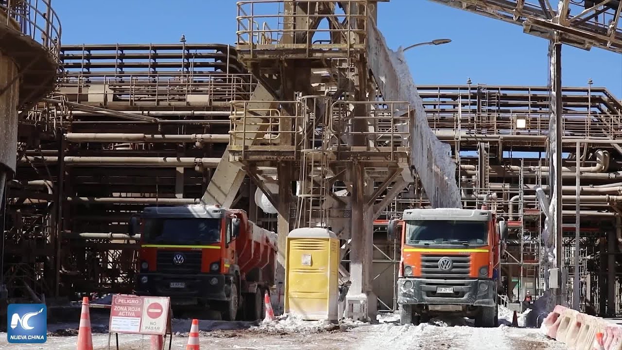 Chile presenta empresa público-privada que aspira a ser la productora de litio más grande del mundo