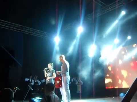 Lepe moje crne oci izvodi Mila Smiljkovic