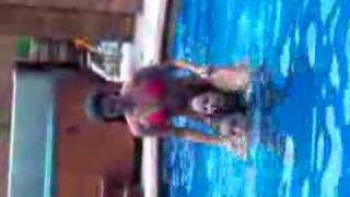 Download lagu Pool Shoulder Sit! mp3 Download lagu Pool Shoulder Sit! mp3
