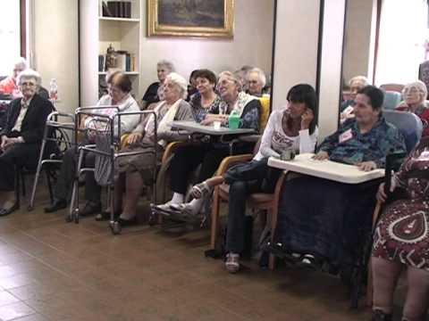 Novara: anziani eleggono Miss Mamma