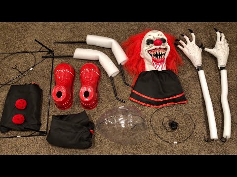 Instructional setup of Crouchy the Clown | Spirit Halloween 2019