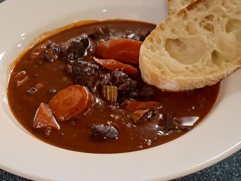 ITALIAN TUSCAN CHIANTI BEEF STEW...better than Beef Bourguignon!