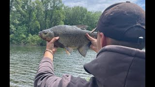 Рибалка на Дніпрі в Києві: де ловити, яка риба, снасті 
