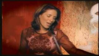 SORAYA comenta LEJOS DE AQUÍ (Radio Edit)