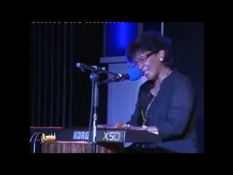 MATOA AHO MIKALO   FANJA ANDRIAMANANTENA