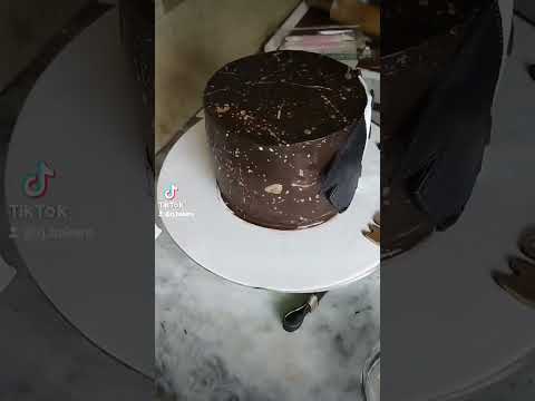 #Fudgycake #bossCake #customizedcakes