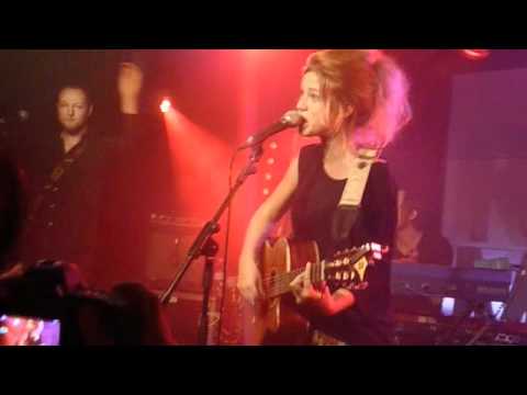 Selah Sue - Raggamuffin - Concert privé SFR Music HQ