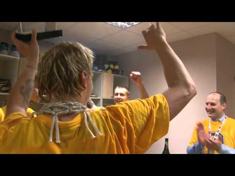 Bk Ventspils svinības ģērbtuvē pēc čempiontitula izcīnīšanas