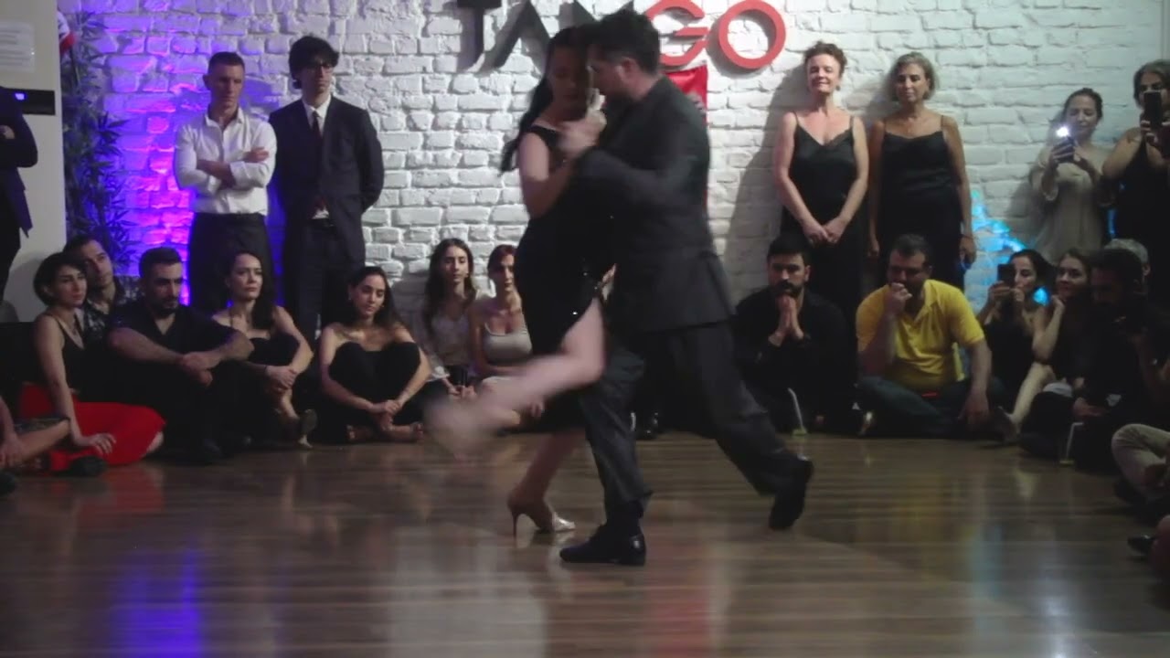 Vanessa Gauch & Eşref Tekinalp at 333